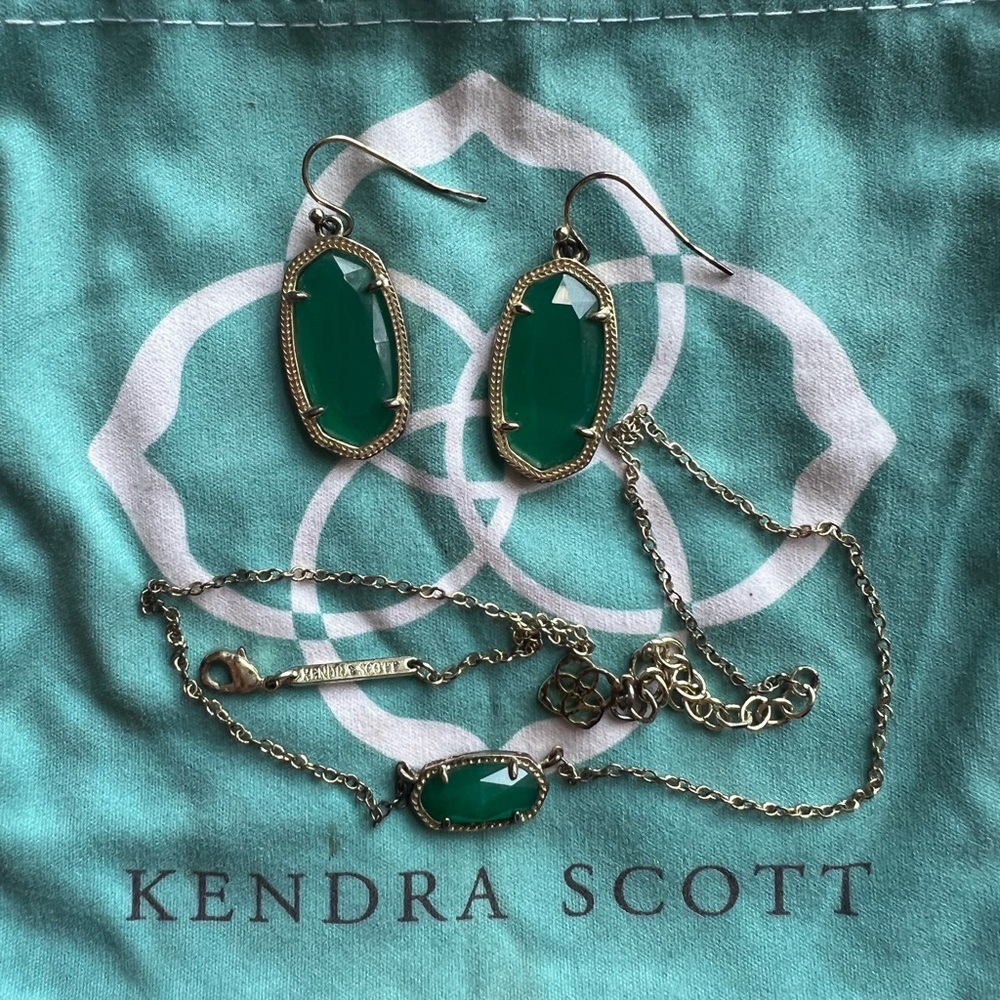 Kendra Scott Lee Earrings Emerald Cat's Eye, necklace set and charm